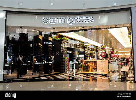 bloomingdale's emirates mall